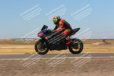 media/Jun-18-2023-Lets Ride (Sun) [[c6e4a777ea]]/C Group/240pm (Wheelie Bump)/